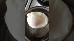 Готовим яйцо пашот