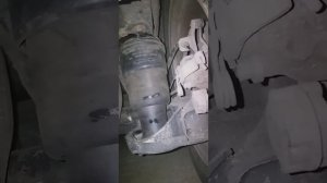 Пневмобалон Ситроен С4 Гранд Пикассо заправили герметиком для колёс.