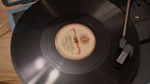 Олег Разумовский - Песня ямщика (1941)