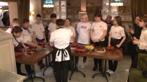 Рязанским школьникам показали мастер-класс по готовке десертов