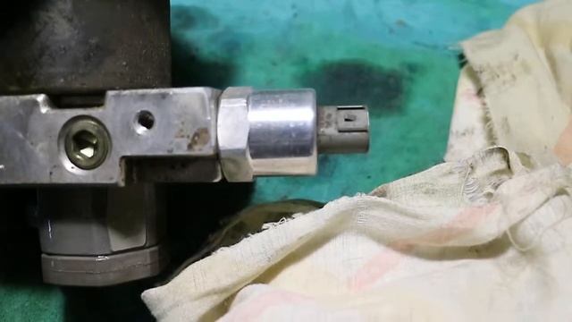 Ремонт Toyota LC100\LX470 (система AHC "гидроподвеска") 4-я серия/4-я часть. смотреть онлайн