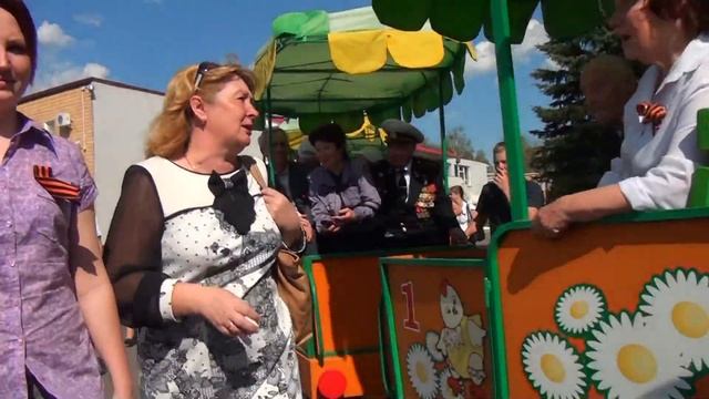 Ветераны в гостях у детей санаторно - лесной школы №7 смотреть онлайн