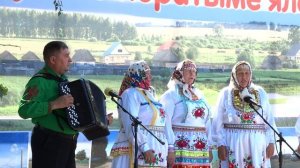 Марийская песня. Выступление подсмотрено на юбилее д. Амзибаш. Видео Василия Хайбуллина