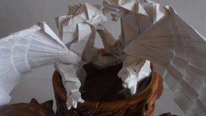 Сложные оригами из бумаги - мистические животные: грифон, оборотень, дракон и ...