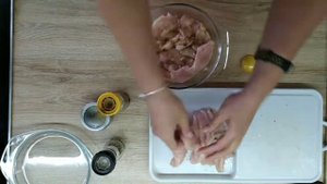 Как быстро замариновать куриное филе, чтобы оно было сочным и вкусным.