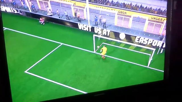 мой бро забил красивый гол в fifa 16 смотреть онлайн