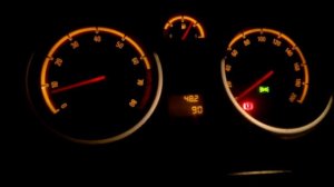 Opel Corsa D Z12XEP поднимается температура, печка дует холодом.2