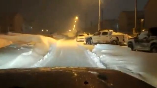 Расчистить Дальнее мешают брошенные во дворах машины смотреть онлайн