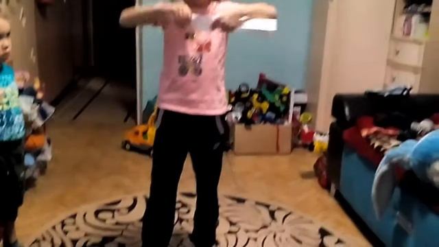 Вот как надо бумагу склеивать без клея смотреть онлайн