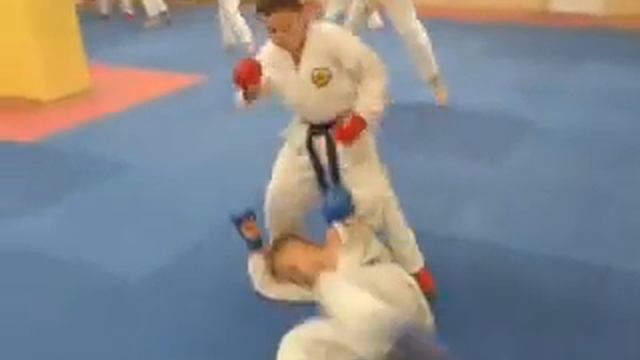 karate смотреть онлайн