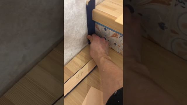 Плинтуса всем #плинтус #лестницавдоме #лестничныйплмнтус смотреть онлайн