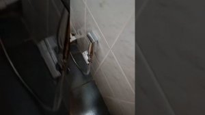 Установка бойлера,гиг душа,унитаза,разводка труб