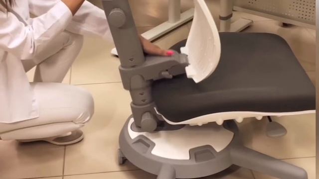 Эргономичное кресло - стул COMF-PRO UltraBack для детей и взрослых