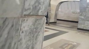 Цыгане шакалят в метро. Бедные обворованные