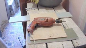 Сверлим отверстие под трубу в плитке. Плитка в ванной. Часть 2