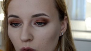 ПРОВАЛЬНЫЙ КОНСИЛЕР MAKEUP REVOLUTION ? ИЛИ БЛОГГЕРЫ ВРУТ