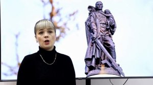 Флешмоб "Герои в стихах". Стихотворение М. Небогатова "Солдат с ребенком" Читает: Перевозчикова Н.А