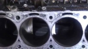 БМВ V10 двигатель S85 неправильная гильзовка.... на мой взгляд...