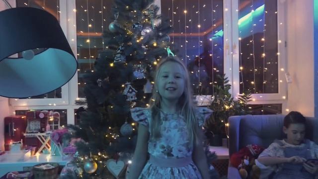 День Рождения. Варя Дунаева смотреть онлайн