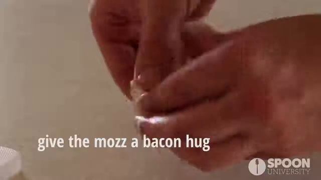 Сырные шарики с беконом смотреть онлайн