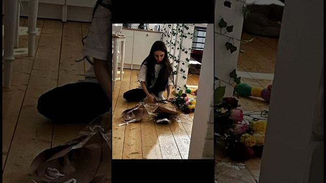 Я пропала потому что была у них две недели смотреть онлайн