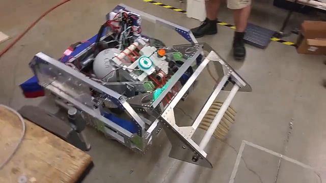 Chillout 2016 robot "SnowCrawler" смотреть онлайн