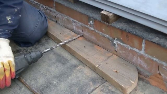 Совет КАК просто сделать отверстия для анкеровки арматуры и ТОЧНО выдержать размер защитного слоя. смотреть онлайн