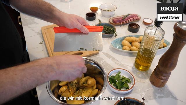 Rioja Food Stories:Bodegas Franco Españolas| Bordón und Lammrack an “Salsa Verde” mit Ofenkartoffel смотреть онлайн