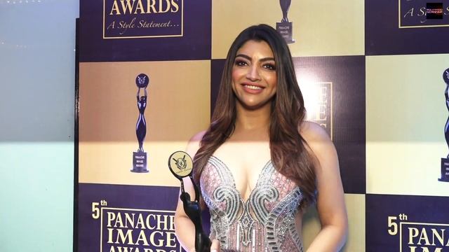 Akanksha Puri Slaying In Yellow Swimsuit Giving H0T Poses At Beach