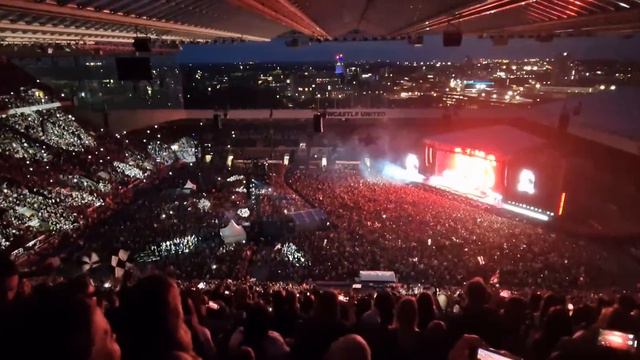 sam fender - seventeen going under , St james' Park, newcastle 9.6.23 смотреть онлайн