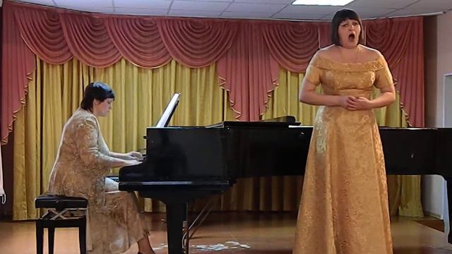 Котлярова Марина (концертмейстер Елена Журавкина)