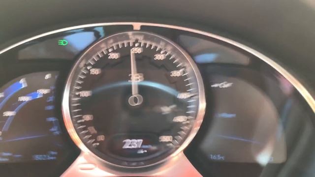 Bugatti Chiron Launch Control Start | Matthias Malmedie смотреть онлайн