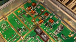 Как всегда радиотехника это наука о контактах