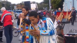 Песни индейцев. Поёт José Males. Wuambrakuna &Ecuador Spirit. El Condor pasa. 2016-09-11 ВДНХ