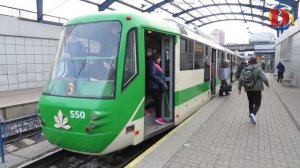VLOG Катаемся на трамвае Городской трамвай с гармошкой. Dickie Toys City Liner Tram Обзор Игрушки.