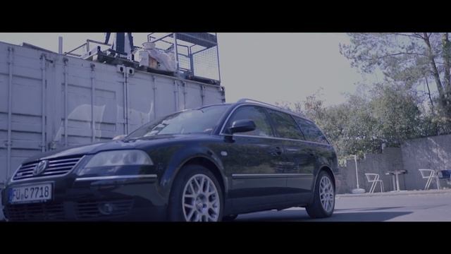 VW Passat W8 4.0 B5 | Carporn | Schmidtmotorsport смотреть онлайн