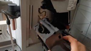 Ремонт кофемашины BOSCH VeroBar 100 с разборкой заварного устройства.