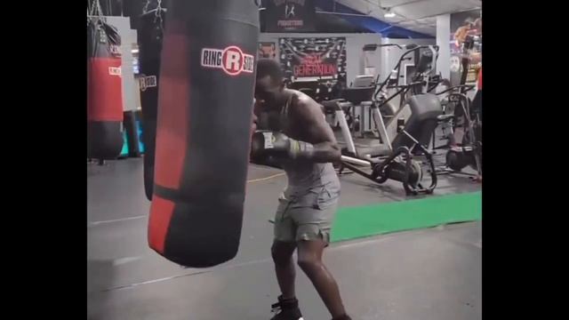 ERROL SPENCE REACT TO PBC LOW BALLING TERENCE CRAWFORD смотреть онлайн