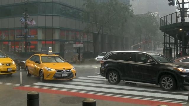 Почему знак такси выполнен в виде шашек? смотреть онлайн