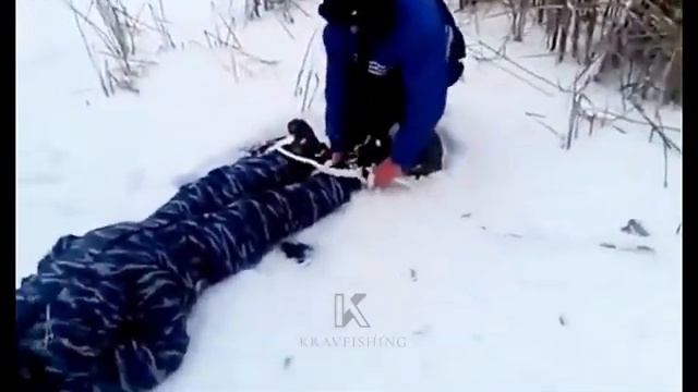 НЕВЕРОЯТНЫЕ СЛУЧАИ НА РЫБАЛКЕ,СНЯТЫЕ  НА КАМЕРУ.Я РЖАЛ И ПЛАКАЛ??? смотреть онлайн