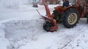 Японский навесной снегоротор OGAWA SB1652E для плотного снега в работе с трактором.