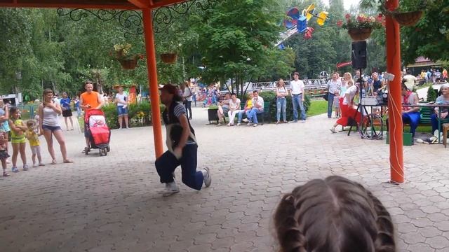 Цирк добра в парке аттракционов. Город Чайковский. восхитительное шоу! смотреть онлайн