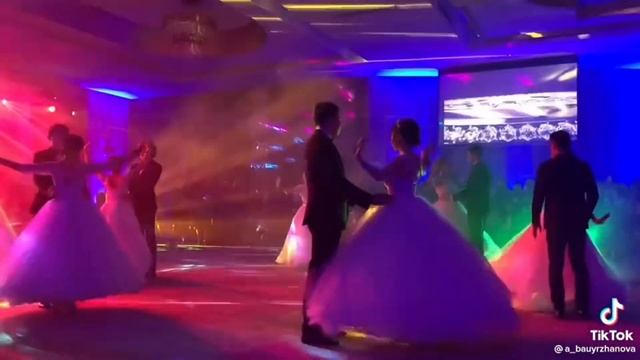 In the middle of The night; Cotillion; Bridgerton Inspired