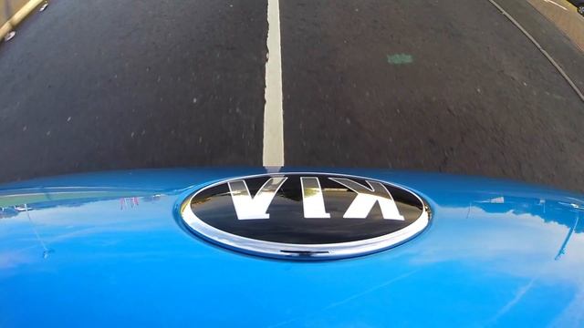 Kia Soul EV 2016 UK | Interior Exterior Overview - Burrows Motor Company смотреть онлайн