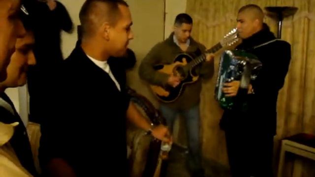 Ojitos verdes cumple de antonio смотреть онлайн