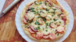 Пицца с грибами и колбасой