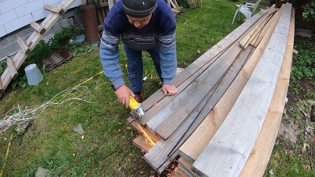 Я от себя В ШОКЕ Как быстро согнул хомуты и СВЯЗАЛ АРМОКАРКАСПодготовка апалубки к заливке ПЕРЕМЫЧЕК смотреть онлайн