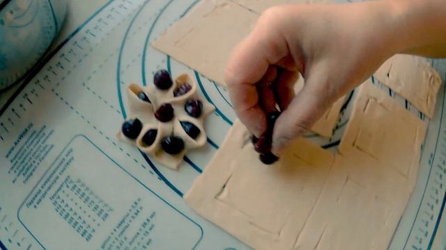 Слоечки с пьяной вишней - невероятно вкусно! Как готовим: смотреть онлайн