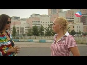 Алла Довлатова ездит на Toyota RAV4