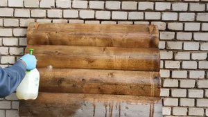 Отбеливатель для древесины Сагус "Профи" в действии